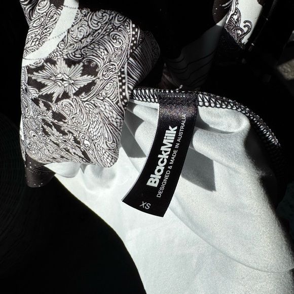 BlackMilk Austen’s Hamlet Apron Dress - Picture 5 of 5